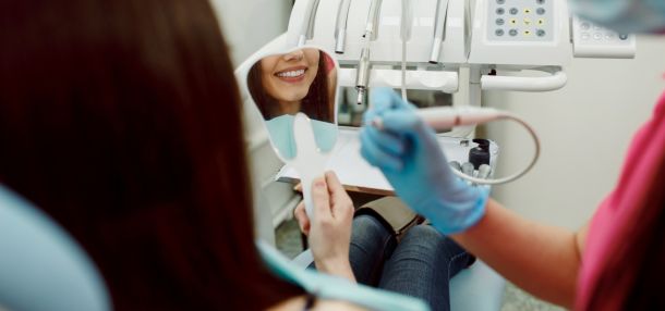 Igiene orale in gravidanza: perchè è importante (e alcuni miti da sfatare)